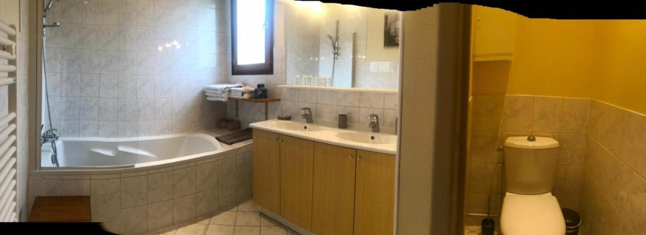 L'Instant Present Panzió Pacy-sur-Armancon Kültér fotó