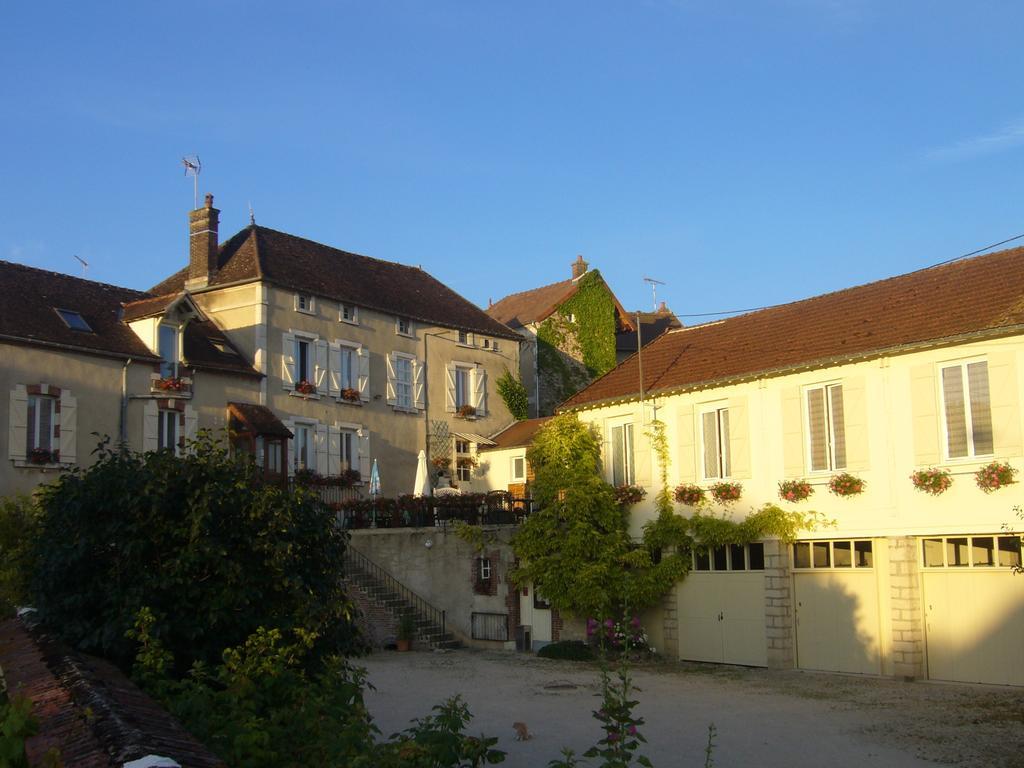 L'Instant Present Panzió Pacy-sur-Armancon Kültér fotó